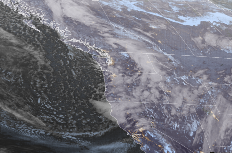 GOES-18 Satellite showing chilly rain showers and snow showers around the Pacific Northwest on Jan. 7, 2026. (RAAM-B/CIRA)