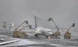 Snow falls at Sea-Tac Airport on March 13, 2026. (Photo courtesy: Sea-Tac Airport)