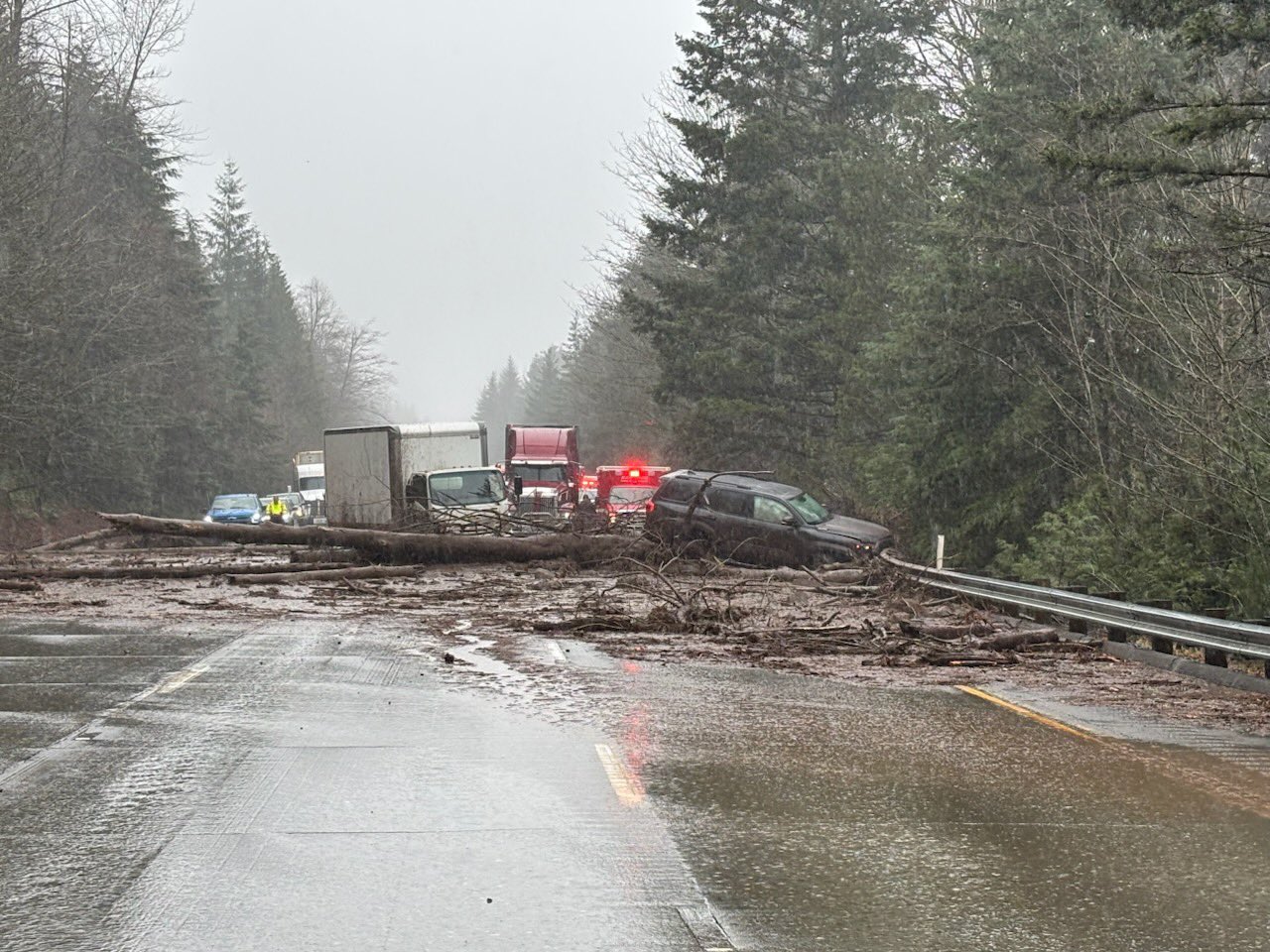 Eastbound I-90 closed at North Bend due to mudslide (WSDOT image)