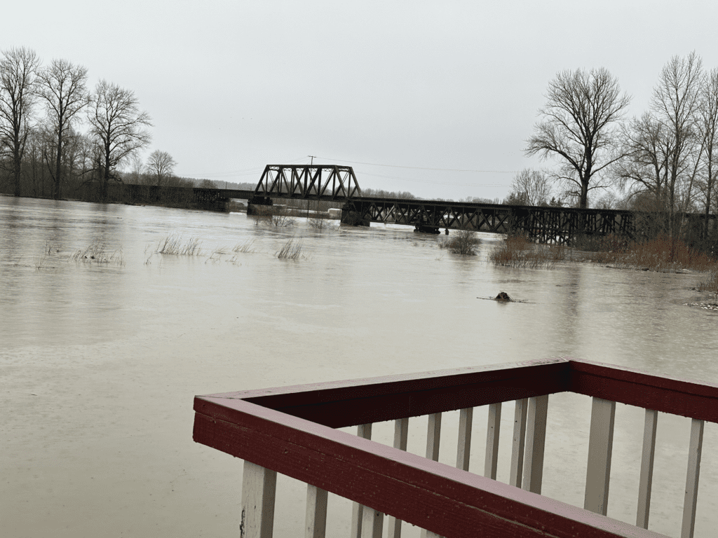 Evacuations ordered as ‘catastrophic’ flooding possible along Skagit ...