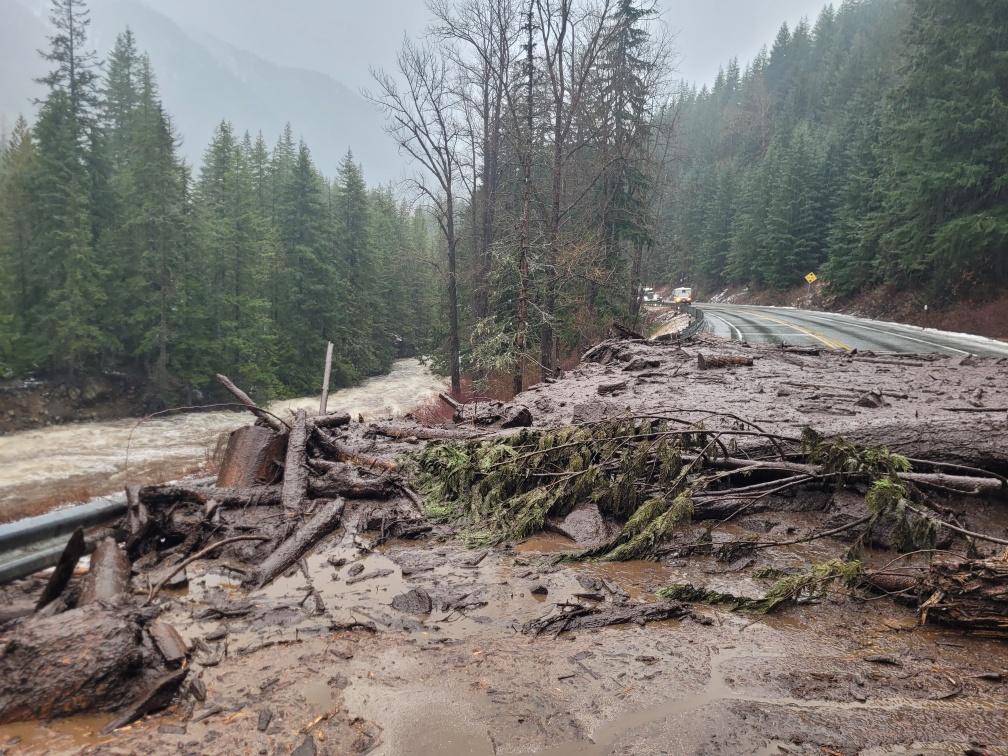 60 miles of US 2 closed due to mudslides (WSDOT image)
