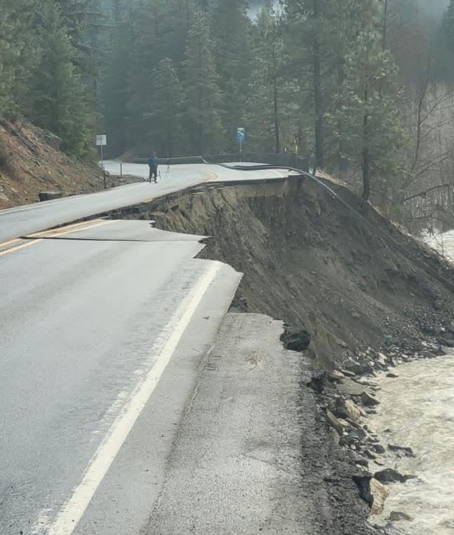 Floods wash out Highway 2 (WSDOT Image)