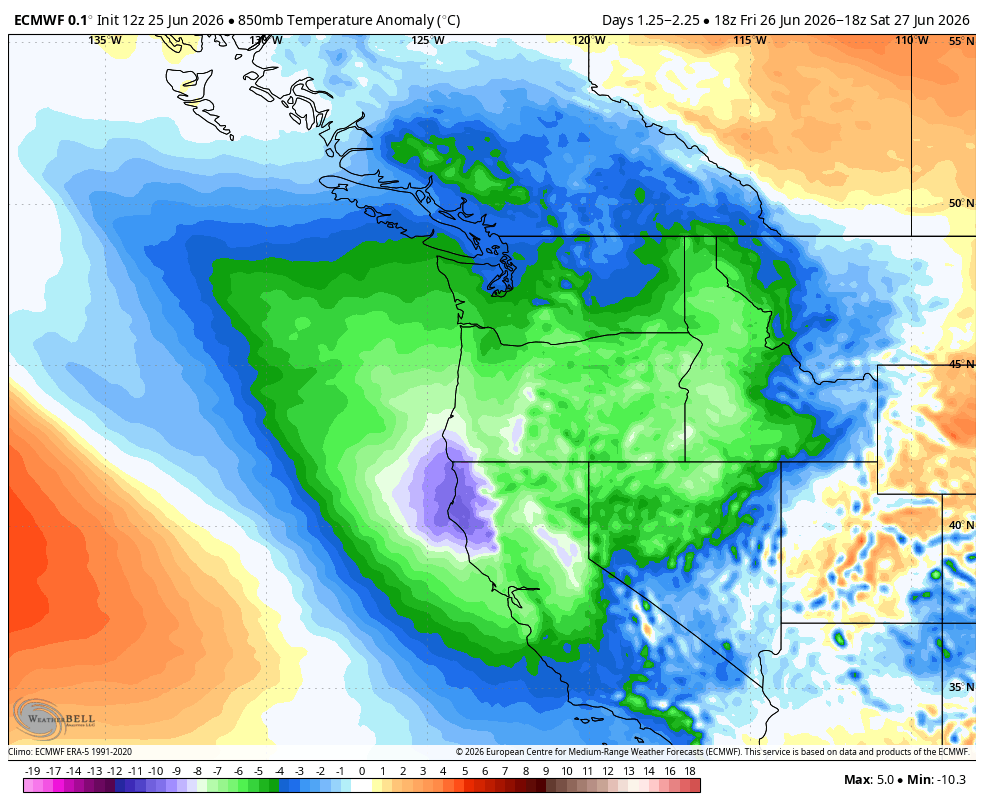 ECMWF 500 mb height anomaly for this weekend (green/blue = colder than average)